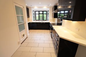 Photo 26- click for photo gallery